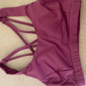 Lululemon sports bra